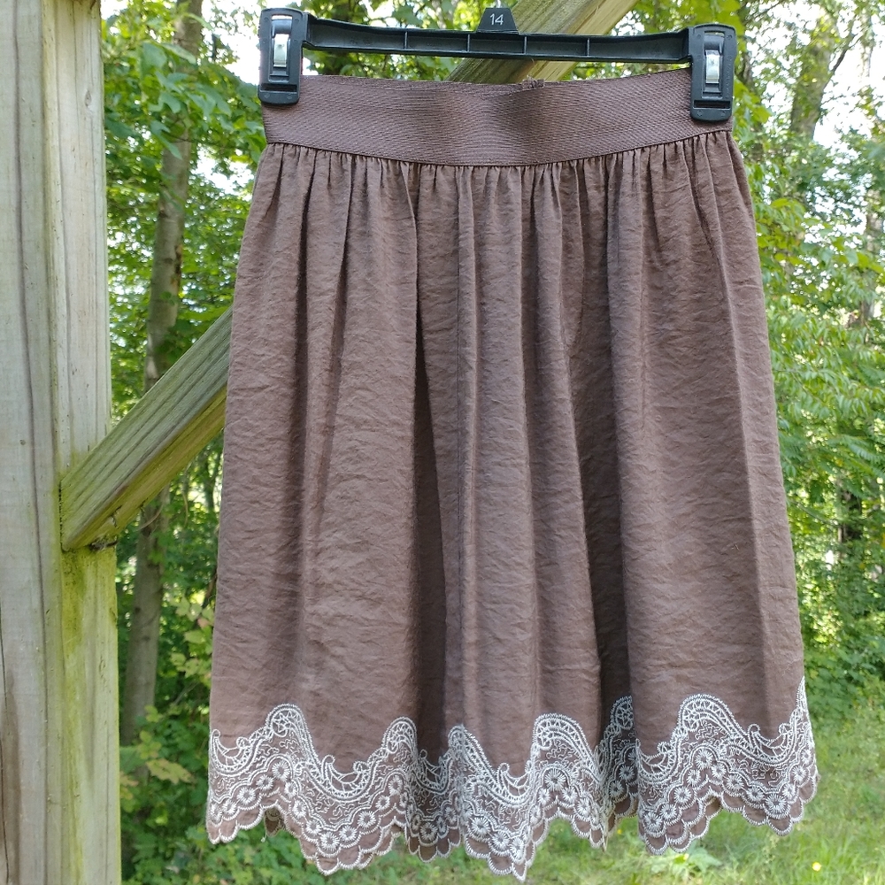 Vintage Brown embroidered skirt size S